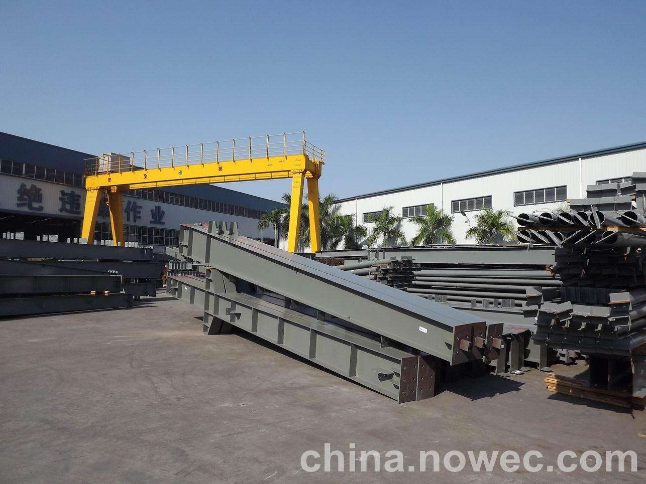 莱芜网架工程中的分条(分块)吊装法